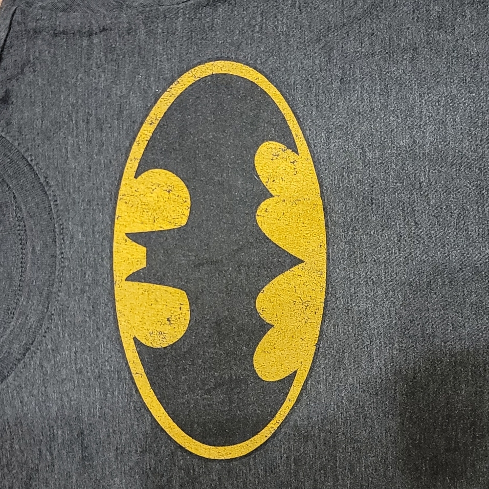 Kids Batman tee - Picture 2 of 4